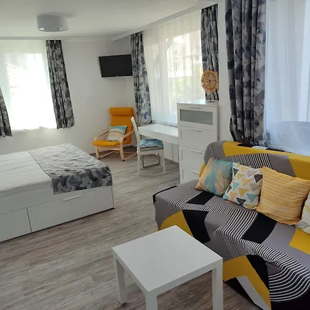 Teddy's Sea View Appartement *